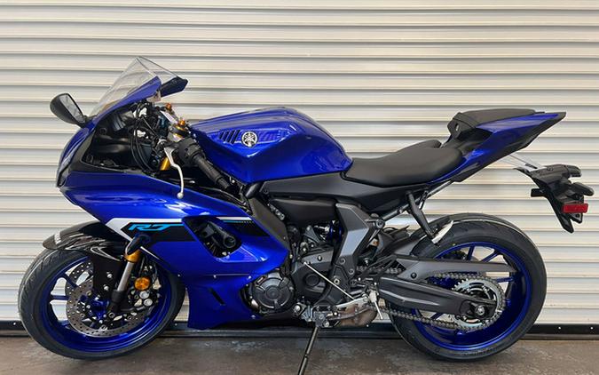 2025 Yamaha YZF R7