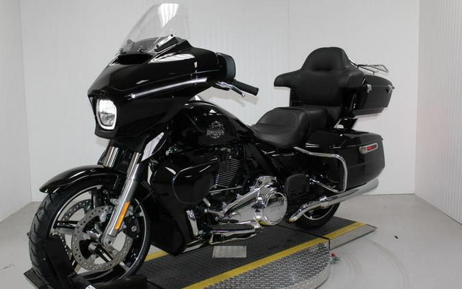 2025 Harley-Davidson® FLHXU - Street Glide® Ultra