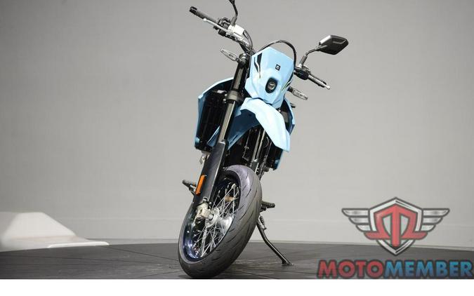 2025 Suzuki DR-Z4SM