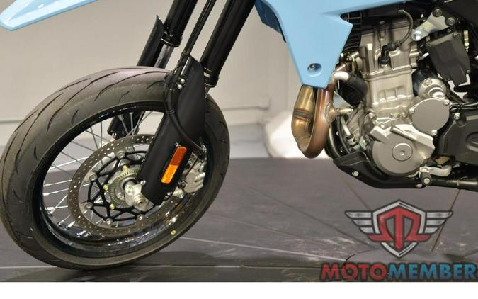 2025 Suzuki DR-Z4SM