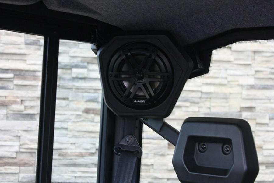 2026 Can-Am Defender MAX Limited HD11
