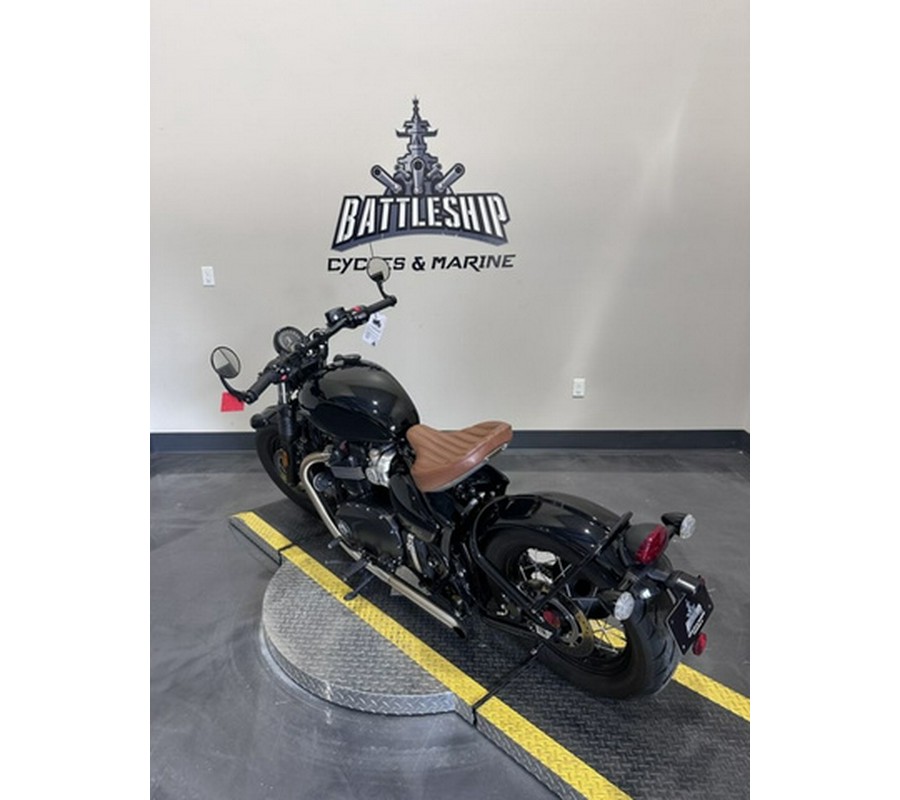 2022 Triumph Bonneville Bobber Jet Black Base