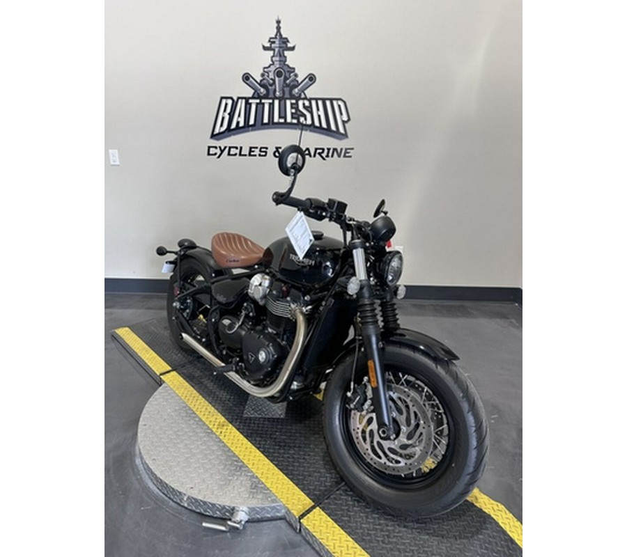 2022 Triumph Bonneville Bobber Jet Black Base