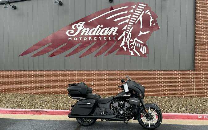 2024 Indian Motorcycle® Roadmaster® Dark Horse® Black Smoke