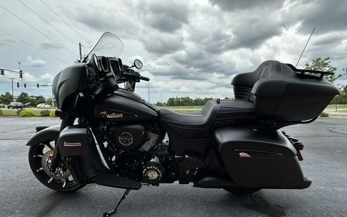 2024 Indian Motorcycle® Roadmaster® Dark Horse® Black Smoke