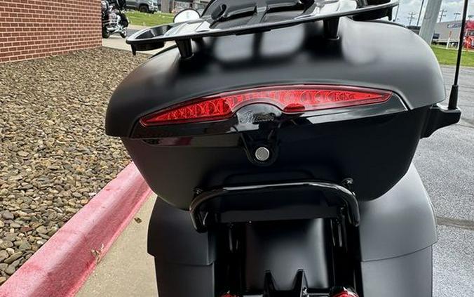 2024 Indian Motorcycle® Roadmaster® Dark Horse® Black Smoke