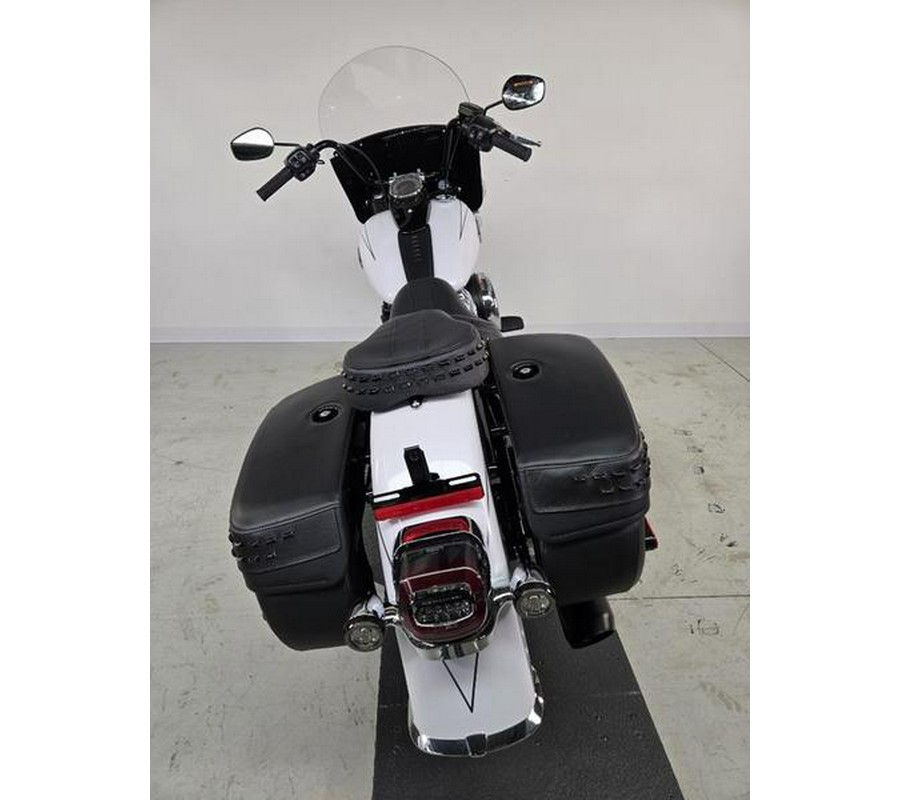 2025 Harley-Davidson® FLHC - Heritage Classic