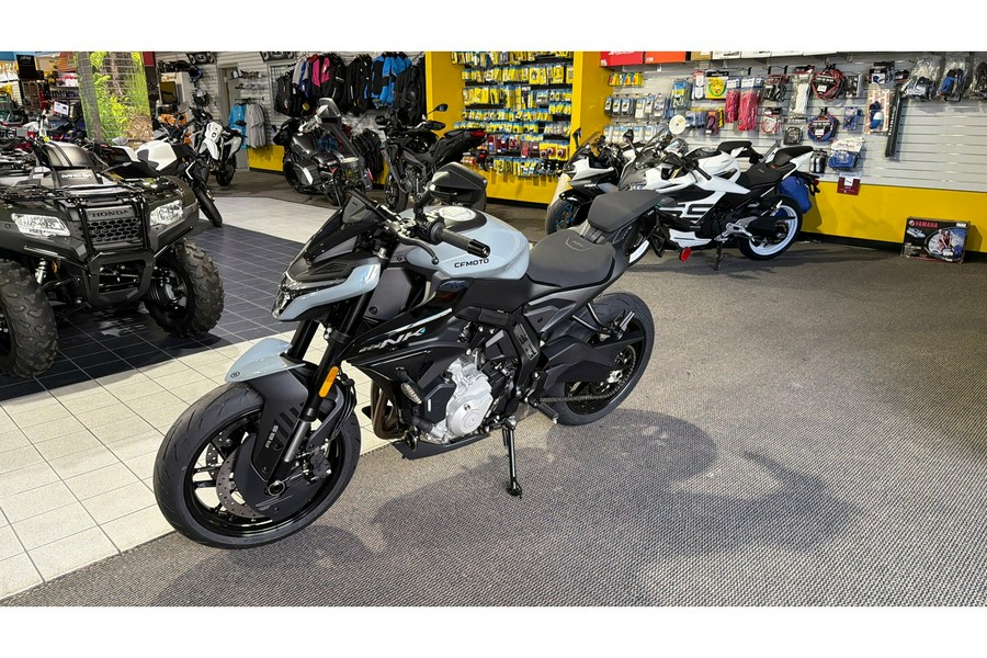 2026 CFMOTO 675 NK TUNDRA