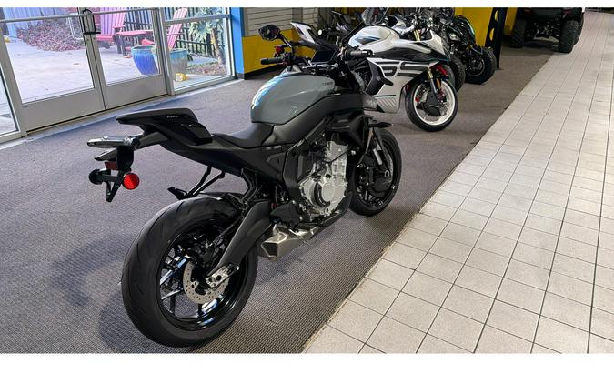 2026 CFMOTO 675 NK TUNDRA