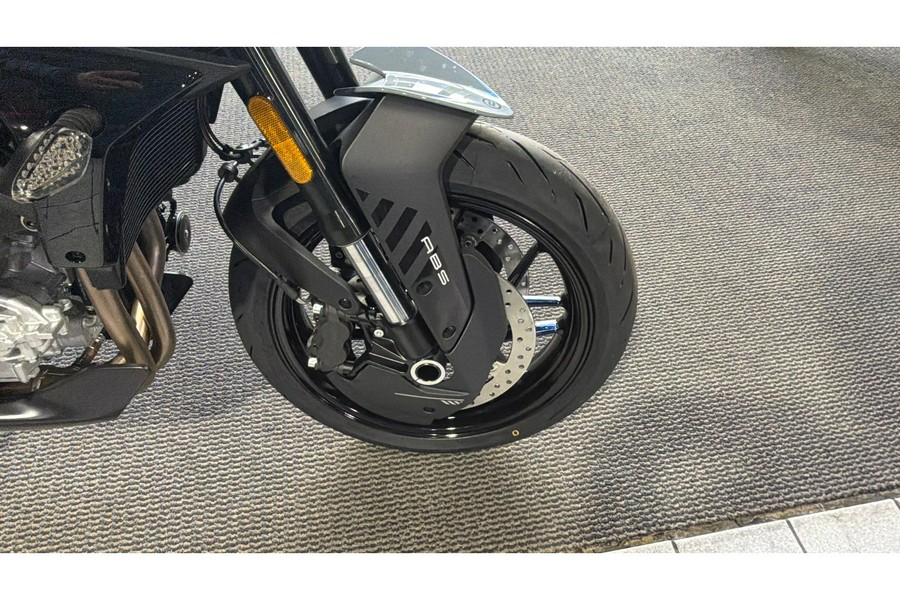 2026 CFMOTO 675 NK TUNDRA