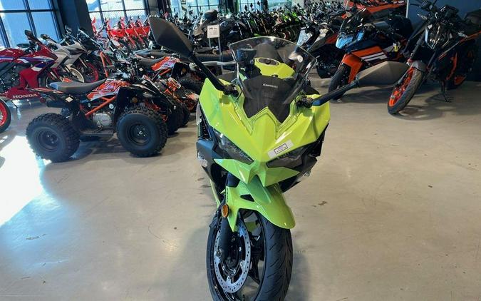 2026 Kawasaki Ninja® 500 ABS