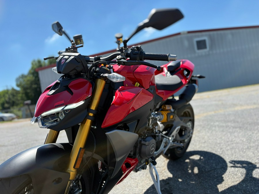 2026 Ducati Streetfighter V2 S