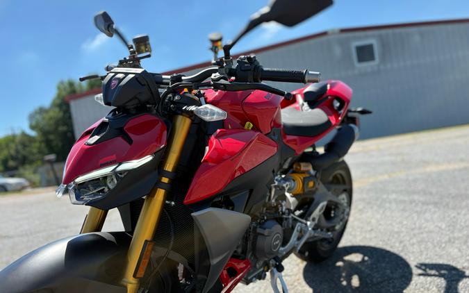 2026 Ducati Streetfighter V2 S
