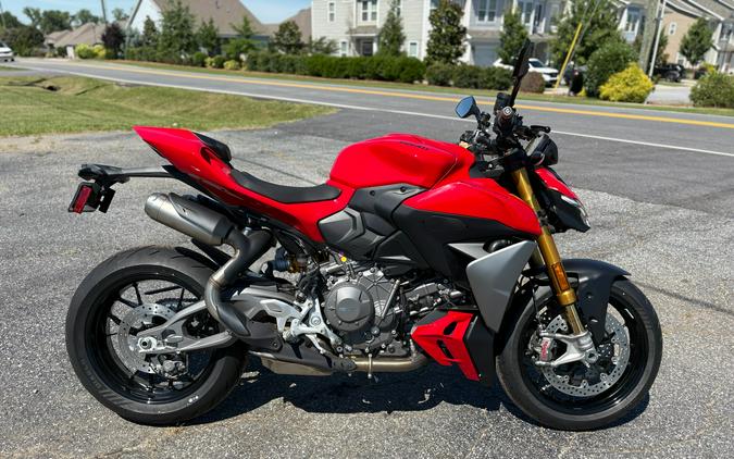 2026 Ducati Streetfighter V2 S
