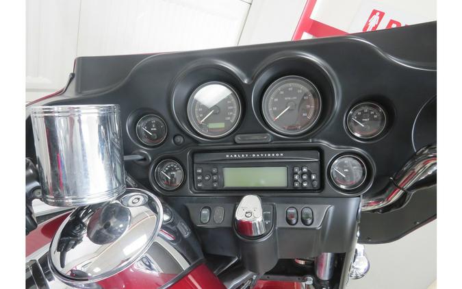 2012 ELECTRA GLIDE - Harley-Davidson®