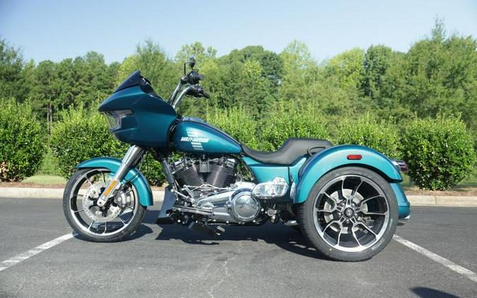 2026 Harley-Davidson® FLTRT - Road Glide® 3
