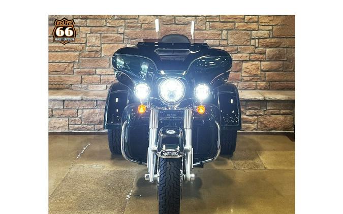 2024 Harley-Davidson Tri Glide Ultra Alpine Green / Vivid Black