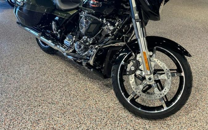 2026 Harley-Davidson Street Glide FLHX