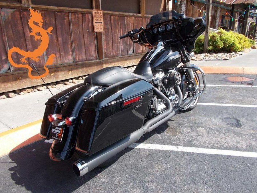 2017 Harley-Davidson® FLHXS - Street Glide® Special