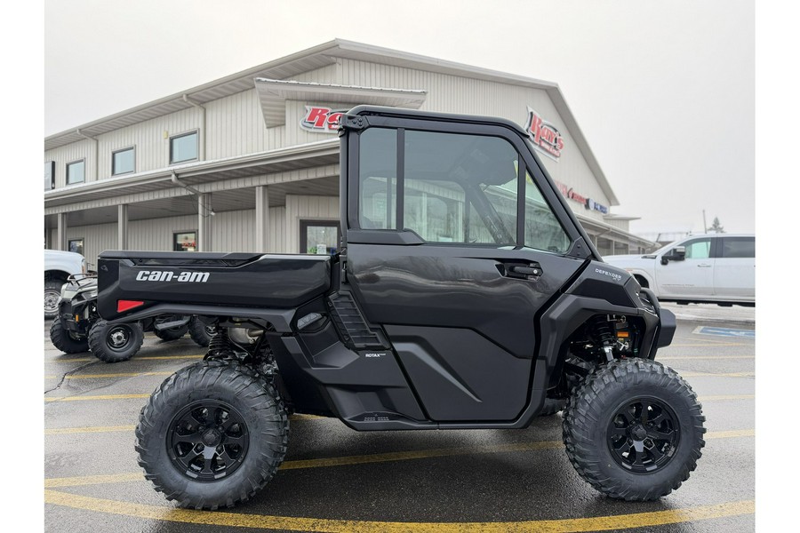 2026 Can-Am DEFENDER XT CAB HD11