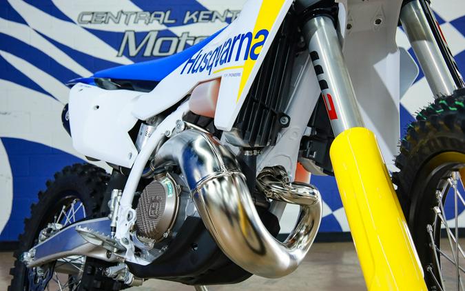 2027 TX 300 - Husqvarna Motorcycles