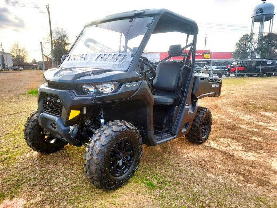 2024 Can-Am® Defender DPS HD9 Timeless Black