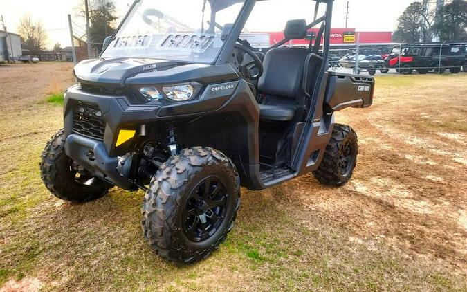 2024 Can-Am® Defender DPS HD9 Timeless Black