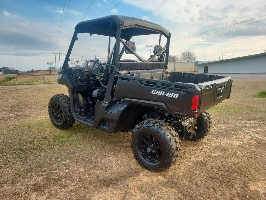 2024 Can-Am® Defender DPS HD9 Timeless Black