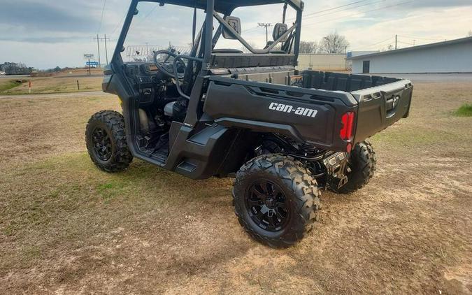 2024 Can-Am® Defender DPS HD9 Timeless Black