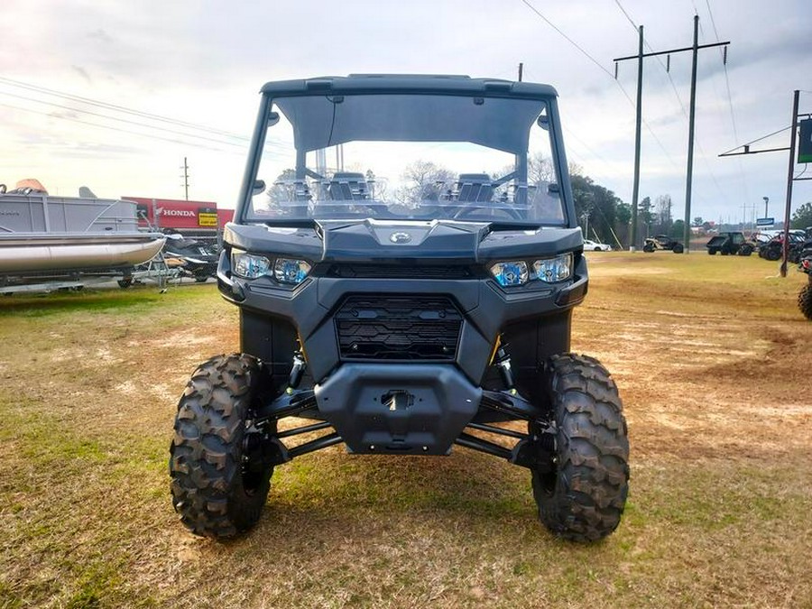 2024 Can-Am® Defender DPS HD9 Timeless Black