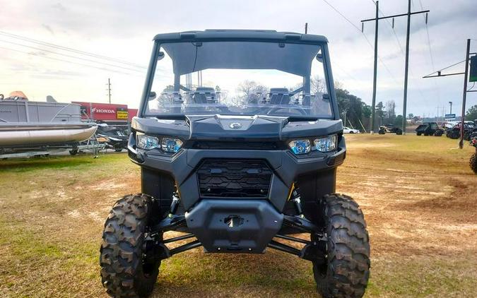 2024 Can-Am® Defender DPS HD9 Timeless Black