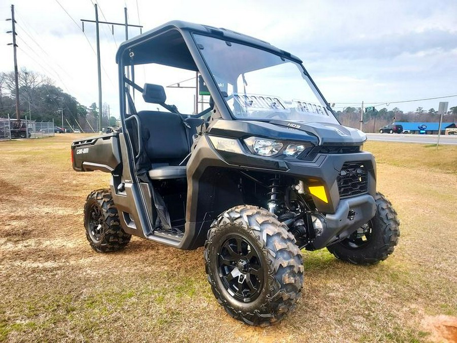 2024 Can-Am® Defender DPS HD9 Timeless Black