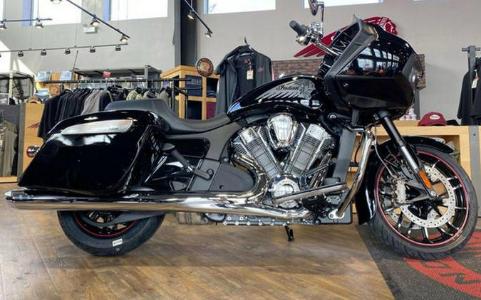 2023 Indian Motorcycle® Challenger® Limited Black Metallic