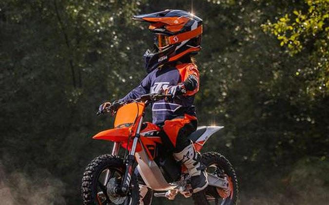 2025 KTM SX-E 2