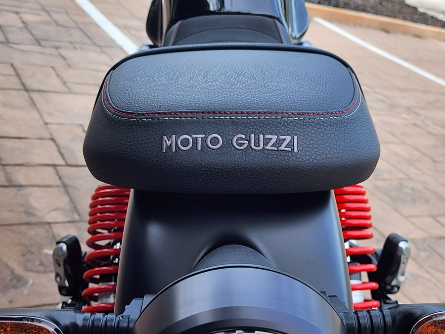 2023 Moto Guzzi V7 Stone Special Edition