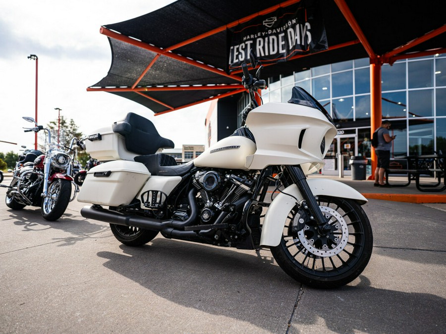 2019 Road King Special FLHRXS