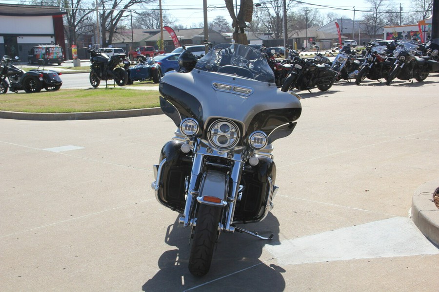 2018 Harley-Davidson Ultra Limited Silver/Brown