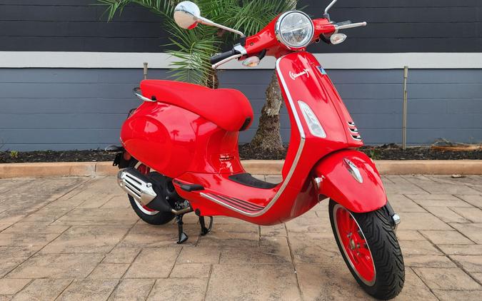 2023 Vespa Primavera 50 Red