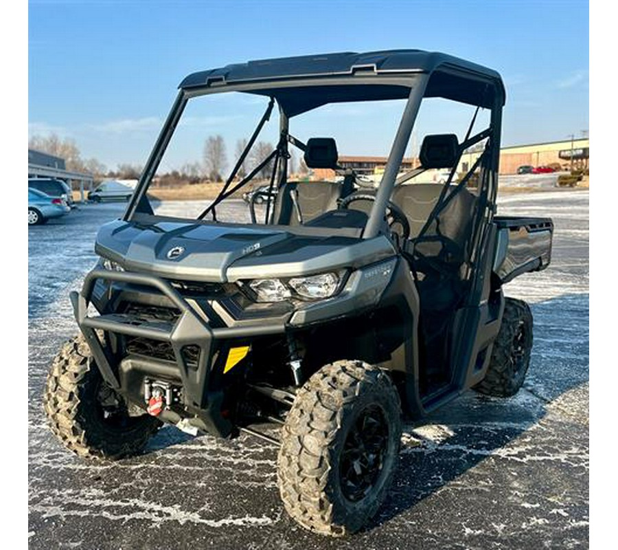 2024 Can-Am Defender XT HD9