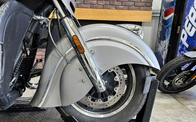 2017 Indian Motorcycle® Chieftain® Silver Smoke