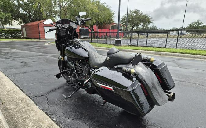 FLHRXS 2018 Road King Special