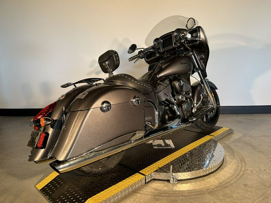 2018 Indian Motorcycle® CHIEFTAIN, STEEL GRAY, 49ST Base