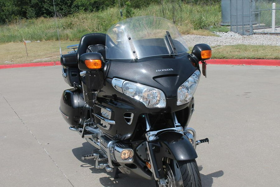 2010 Honda® Gold Wing® Audio / Comfort / Navi / XM / ABS
