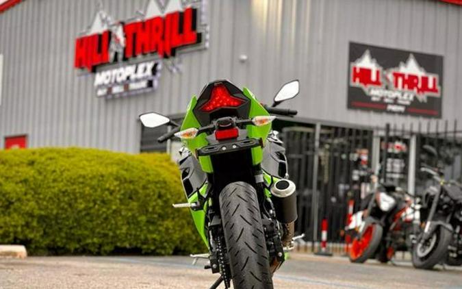 2023 Kawasaki Ninja 400 ABS KRT Edition