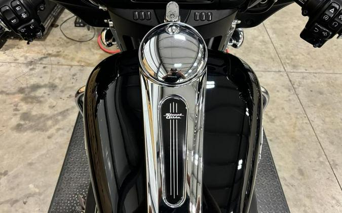 2019 Harley-Davidson® FLHX - Street Glide®