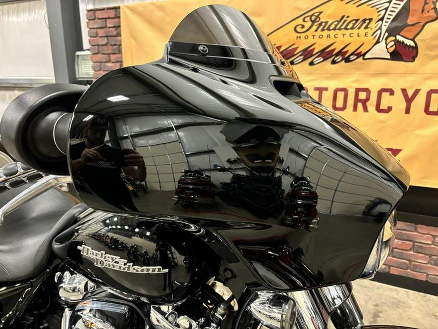 2019 Harley-Davidson® FLHX - Street Glide®