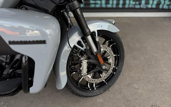 2025 Indian Motorcycle® Roadmaster® PowerPlus Dark Horse® Storm Gray