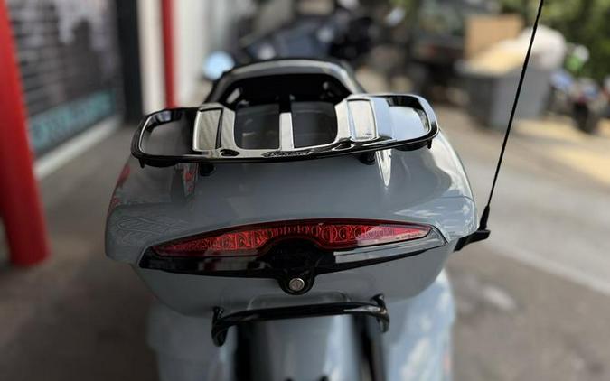 2025 Indian Motorcycle® Roadmaster® PowerPlus Dark Horse® Storm Gray