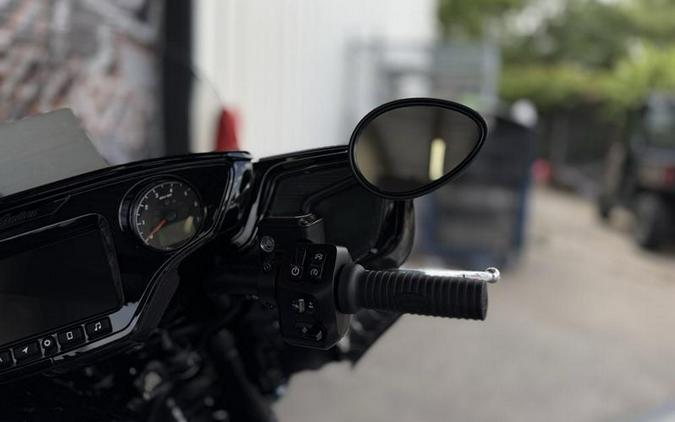 2025 Indian Motorcycle® Roadmaster® PowerPlus Dark Horse® Storm Gray