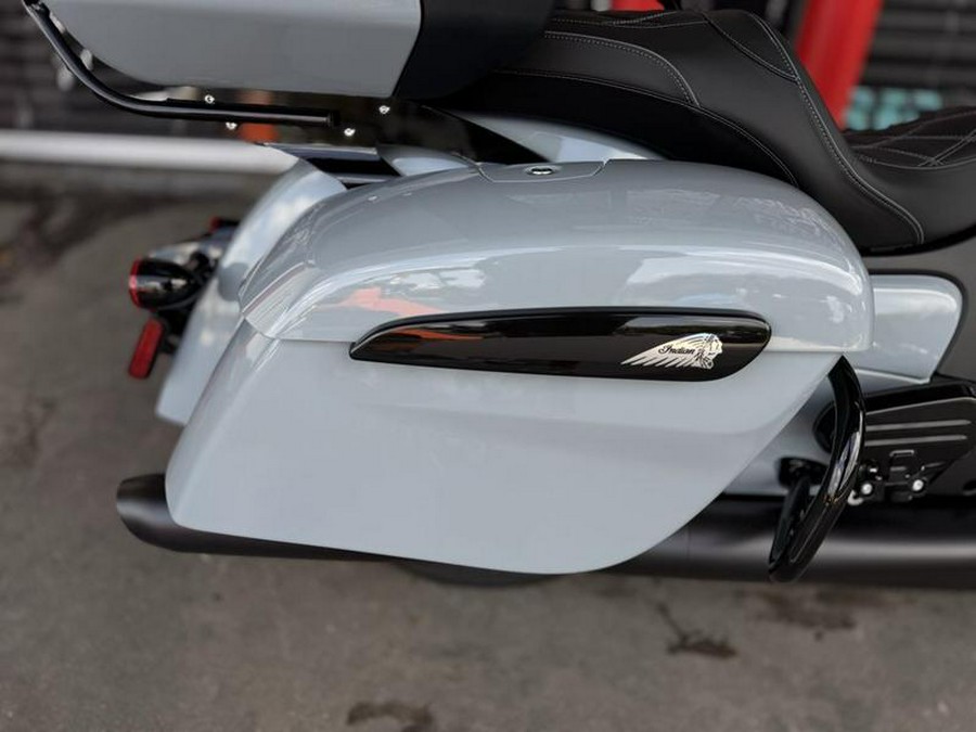 2025 Indian Motorcycle® Roadmaster® PowerPlus Dark Horse® Storm Gray